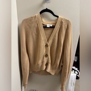 Gap M tan cardigan